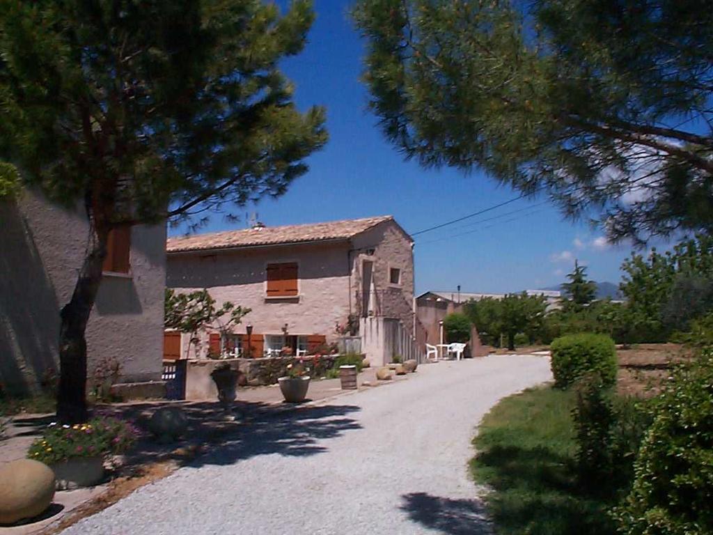 Mas Du Prescondu Villa Mirabel-aux-Baronnies Bagian luar foto